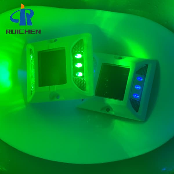 <h3>RUICHEN es proveedor de vialetas solares, Vialeta de Led y </h3>
